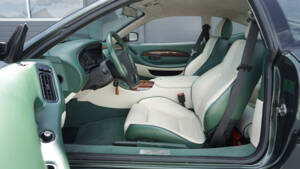 Bild 13/40 von Aston Martin DB 7 Vantage (2000)