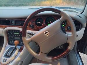 Bild 8/39 von Daimler Super V8 (1998)