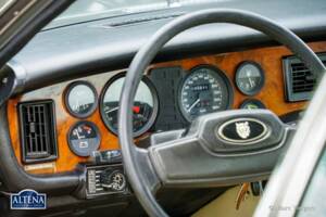 Bild 36/57 von Jaguar XJ 12 (1986)