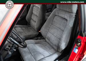 Image 11/15 de Lancia Delta 1.6 HF (1991)