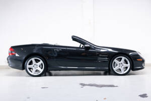 Bild 3/43 von Mercedes-Benz SL 55 AMG (2007)