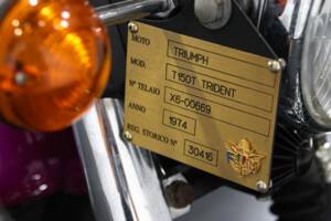 Image 38/50 de Triumph T 150 V Trident (1974)