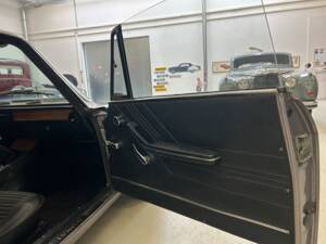 Image 20/35 de Alfa Romeo 2000 GT Veloce (1975)