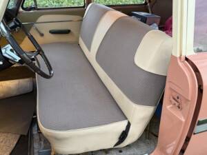 Image 8/12 of Plymouth Sport Suburban (1959)