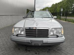 Bild 6/50 von Mercedes-Benz E 320 (1995)