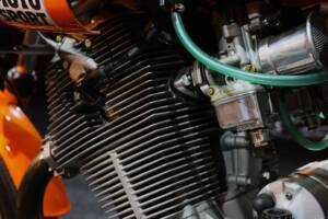 Image 34/56 of Laverda DUMMY (1970)