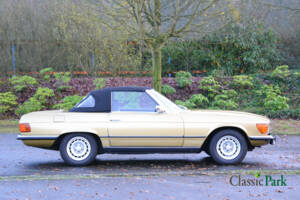 Bild 23/50 von Mercedes-Benz 350 SL (1973)