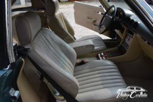 Image 59/75 de Mercedes-Benz 560 SL (1986)