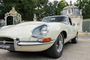 Image 16/50 de Jaguar Type E 3.8 (1963)