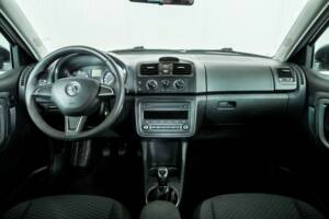 Imagen 7/50 de Skoda Fabia 1.2 TSI Combi (2014)
