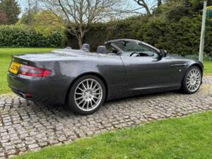Image 12/25 of Aston Martin DB 9 Volante (2005)