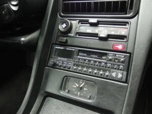 Bild 52/99 von Porsche 928 GTS (1992)