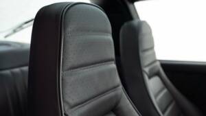 Bild 26/30 von Porsche 911 Carrera 3.2 (1987)