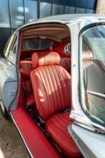 Bild 31/50 von Jaguar E-Type V12 (2+2) (1971)