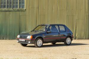 Imagen 23/50 de Peugeot 205 GTi 1.6 (1989)