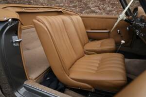 Image 47/50 of Mercedes-Benz 190 SL (1956)