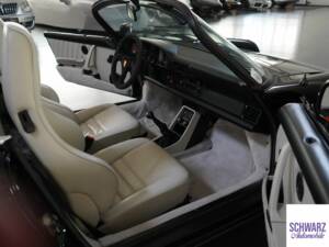 Afbeelding 14/48 van Porsche 911 Speedster 3.2 (1989)