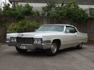 Immagine 3/50 di Cadillac DeVille Convertible (1969)