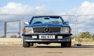 Image 6/47 of Mercedes-Benz 300 SL (1987)