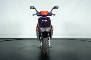 Image 3/21 de Aprilia SR 50 (1996)