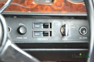 Imagen 31/50 de Rolls-Royce Silver Shadow II (1978)