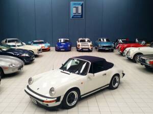 Bild 3/77 von Porsche 911 Carrera 3.2 (1984)