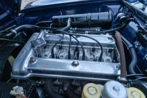 Image 23/50 of Alfa Romeo Giulia GT 1300 Junior (1971)