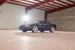 Bild 22/55 von Jaguar XKR (2000)