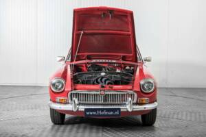 Image 35/50 of MG MGB GT (1967)