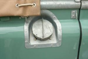 Image 19/50 of Land Rover 88 (1962)