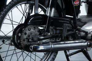 Image 13/50 of Mondial 125 (1961)