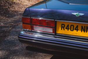 Bild 34/50 von Bentley Brooklands R Mulliner (1998)