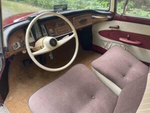 Image 2/8 de DKW Auto Union 1000 S (1963)