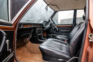 Bild 32/45 von BMW 3,0 Si (1976)