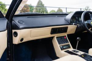 Imagen 35/58 de Ferrari Mondial T (1990)
