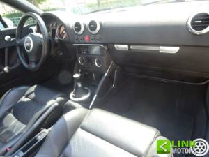 Bild 33/40 von Audi TT 1.8 T (2000)