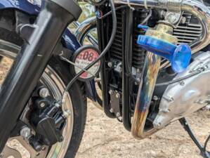 Bild 23/24 von Triumph DUMMY (2009)