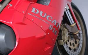 Bild 90/93 von Ducati 916 Strada (1994)