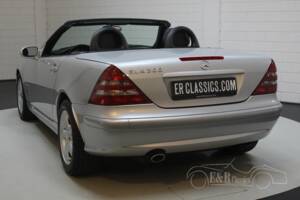 Image 4/6 of Mercedes-Benz SLK 200 Kompressor (2004)