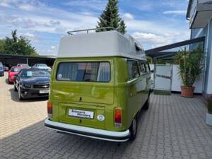 Image 53/100 of Volkswagen T2b Westfalia (1979)