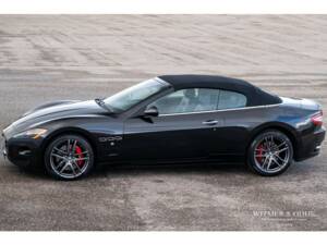 Image 1/42 of Maserati GranCabrio 4.7 (2010)