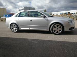 Bild 3/11 von Audi S4 (2005)