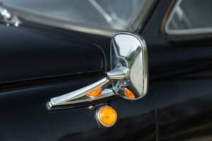 Image 11/50 of Dodge Coronet "Red Ram" (1953)