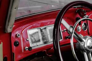 Bild 19/46 von Steyr 220 &quot;Gläser&quot; (1939)