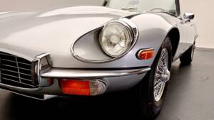 Image 7/18 de Jaguar Type E V12 (1973)