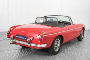 Afbeelding 27/50 van MG MGB (1966)