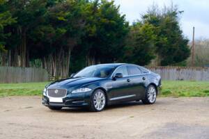 Image 8/50 of Jaguar XJ 5.0 (2010)
