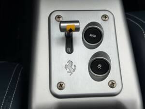Immagine 19/44 di Ferrari 360 Spider (2004)