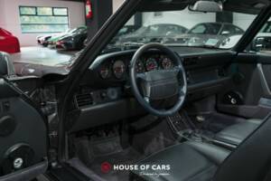 Bild 16/25 von Porsche 911 Carrera 4 (1990)