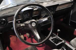 Bild 22/25 von Alfa Romeo Alfetta GTV 2.0 L (1980)